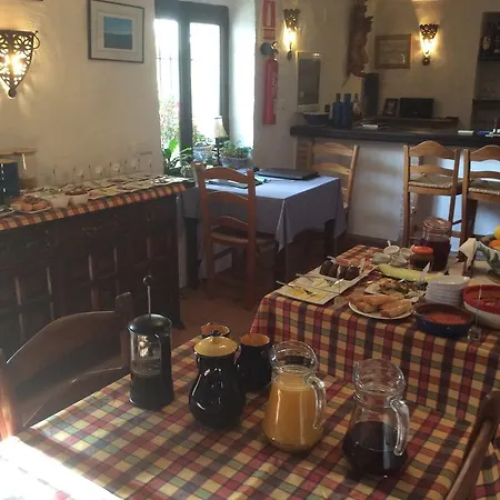 Bed & Breakfast Cortijo La Haza Iznájar