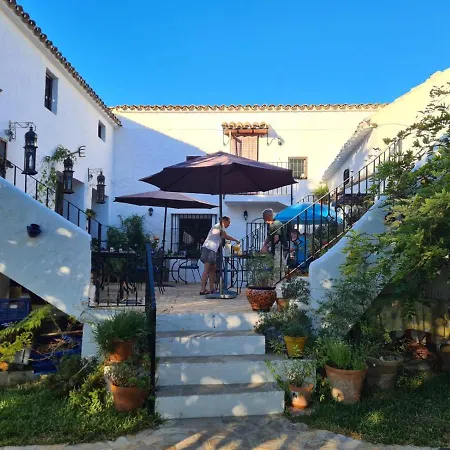 Cortijo La Haza Iznájar