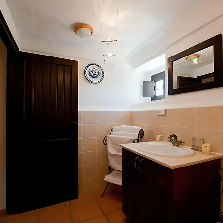 Cortijo La Haza Bed and breakfast 3*